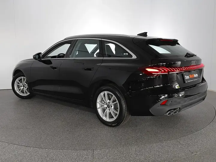 Audi A5 Avant 2025 photo 3