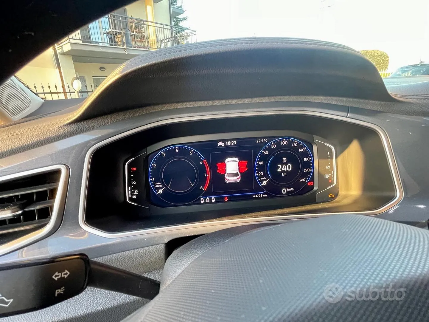 Volkswagen T-Roc 2023 photo 5