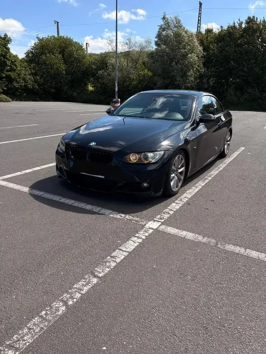 BMW E93