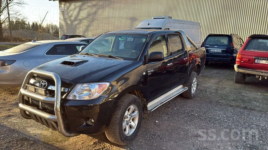 Toyota Hilux 2012 photo 2
