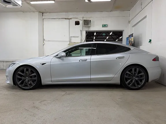 Tesla Model S 2018 photo 4