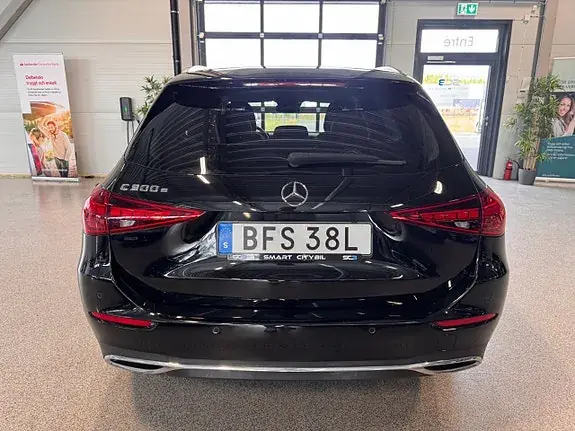 Mercedes-Benz C 300 2023 photo 4