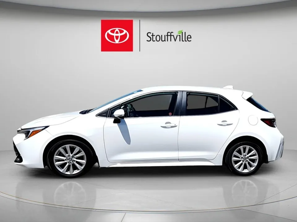 Toyota Corolla 2023 photo 2