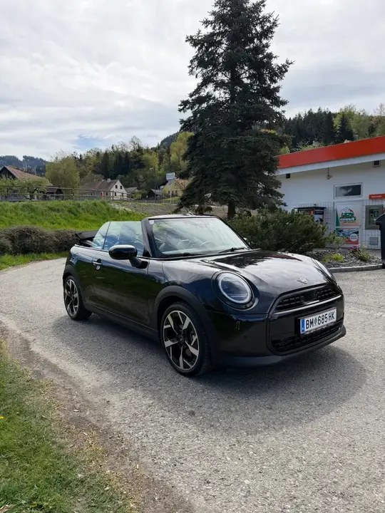 Mini Cooper Cabrio 2025 photo 2