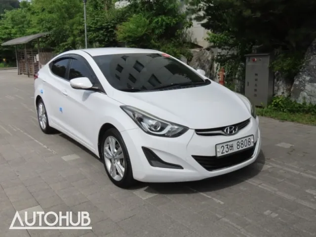 Hyundai Avante 2015 photo 2