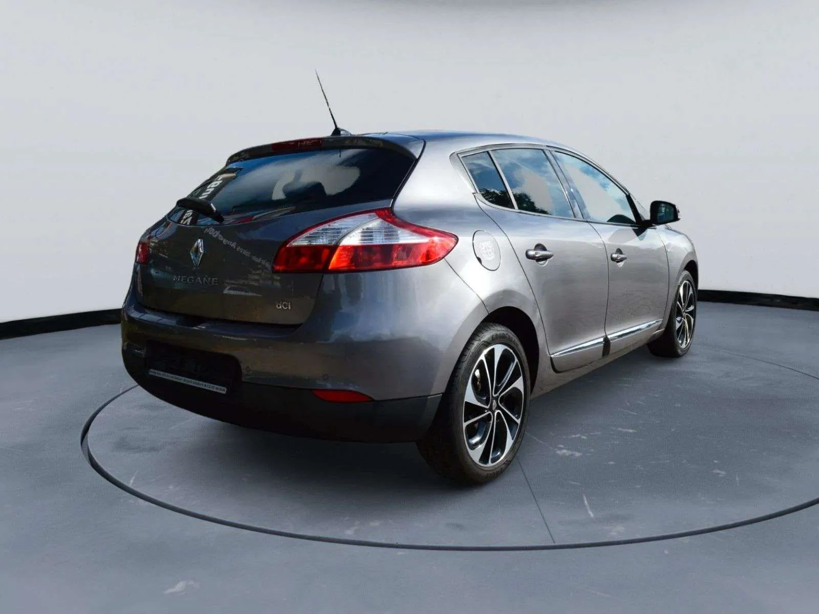 Renault Megane Iii 2014 photo 3