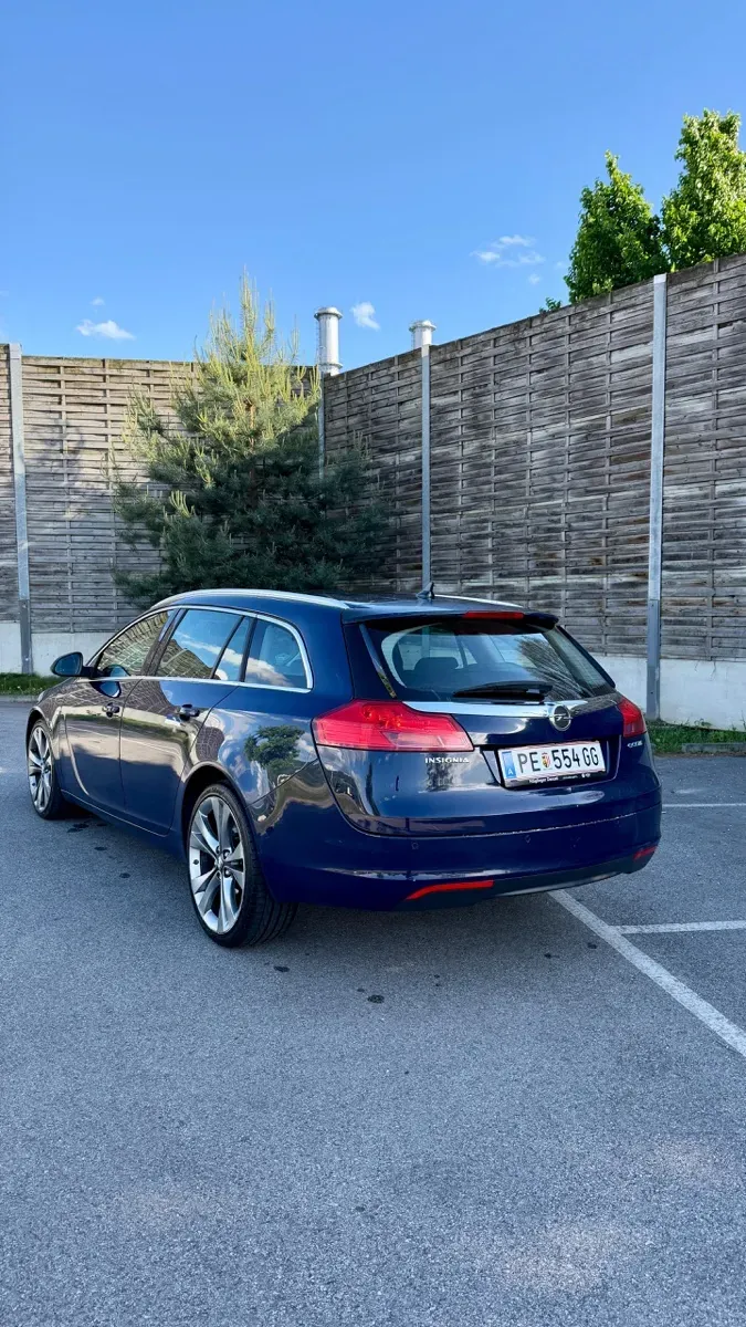 Opel Insignia 2012 photo 3