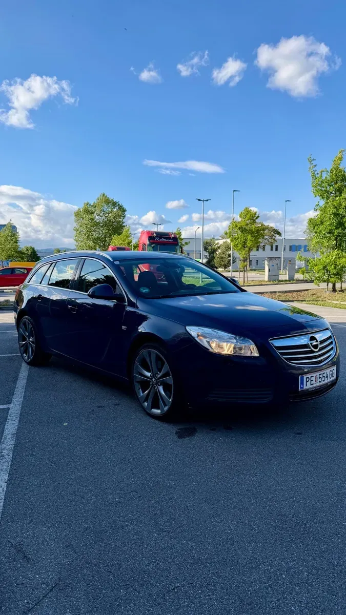 Opel Insignia 2012 photo 2