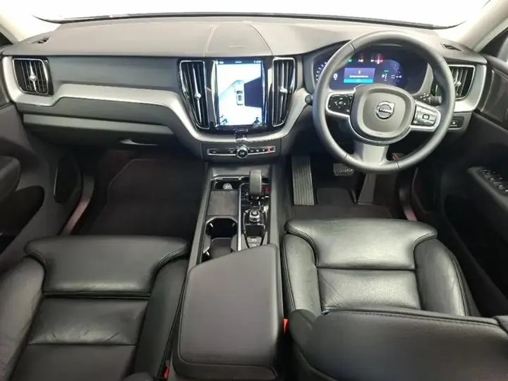 Volvo Xc60 2023 photo 3