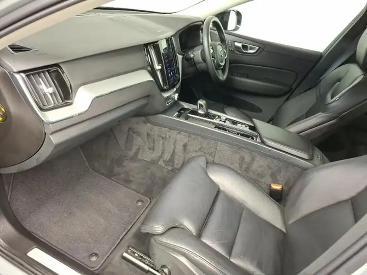 Volvo Xc60 2023 photo 5