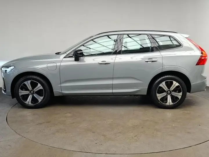Volvo Xc60 2023 photo 4
