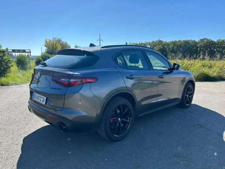 Alfa Romeo Stelvio 2019 photo 3