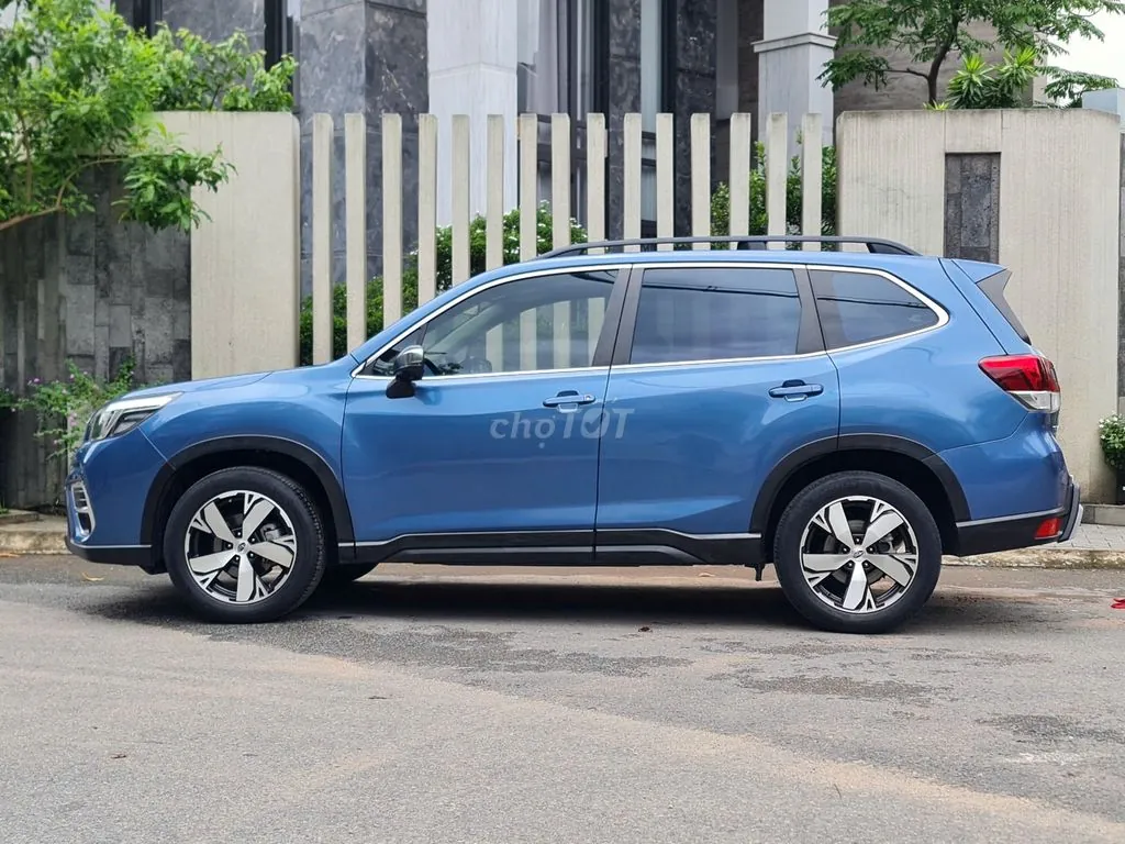 Subaru Forester 2019 photo 2
