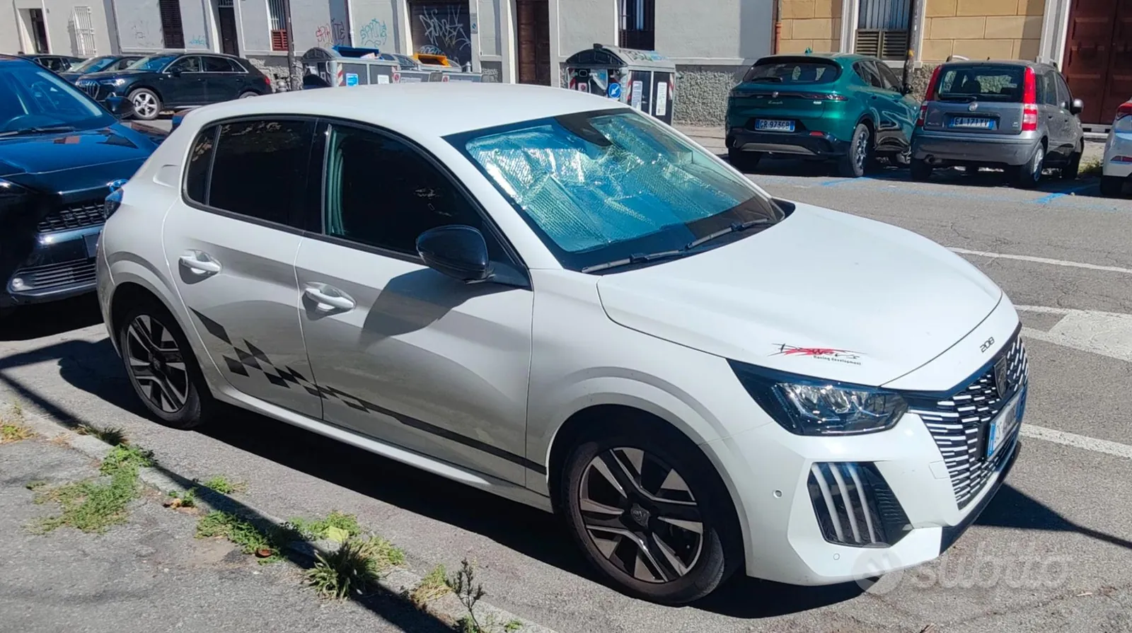 Peugeot 208 2023 photo 4