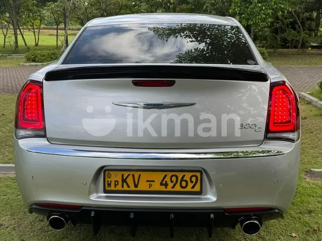 Chrysler 300 2013 photo 3