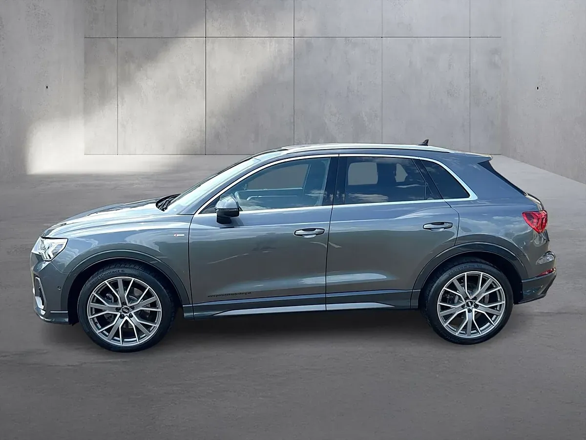Audi Q3 2019 photo 2
