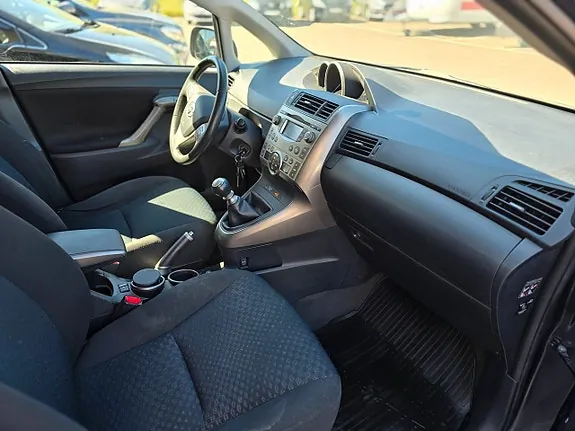 Toyota Verso 2009 photo 5