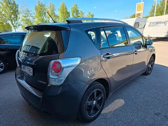 Toyota Verso 2009 photo 3