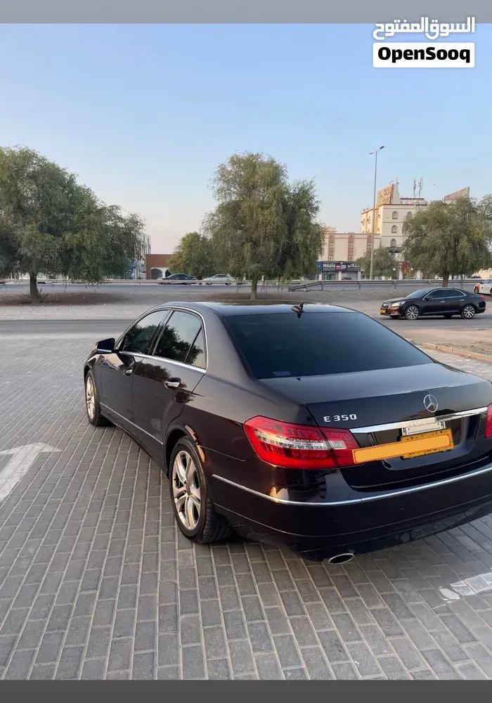 Mercedes-Benz E350 2011 photo 2
