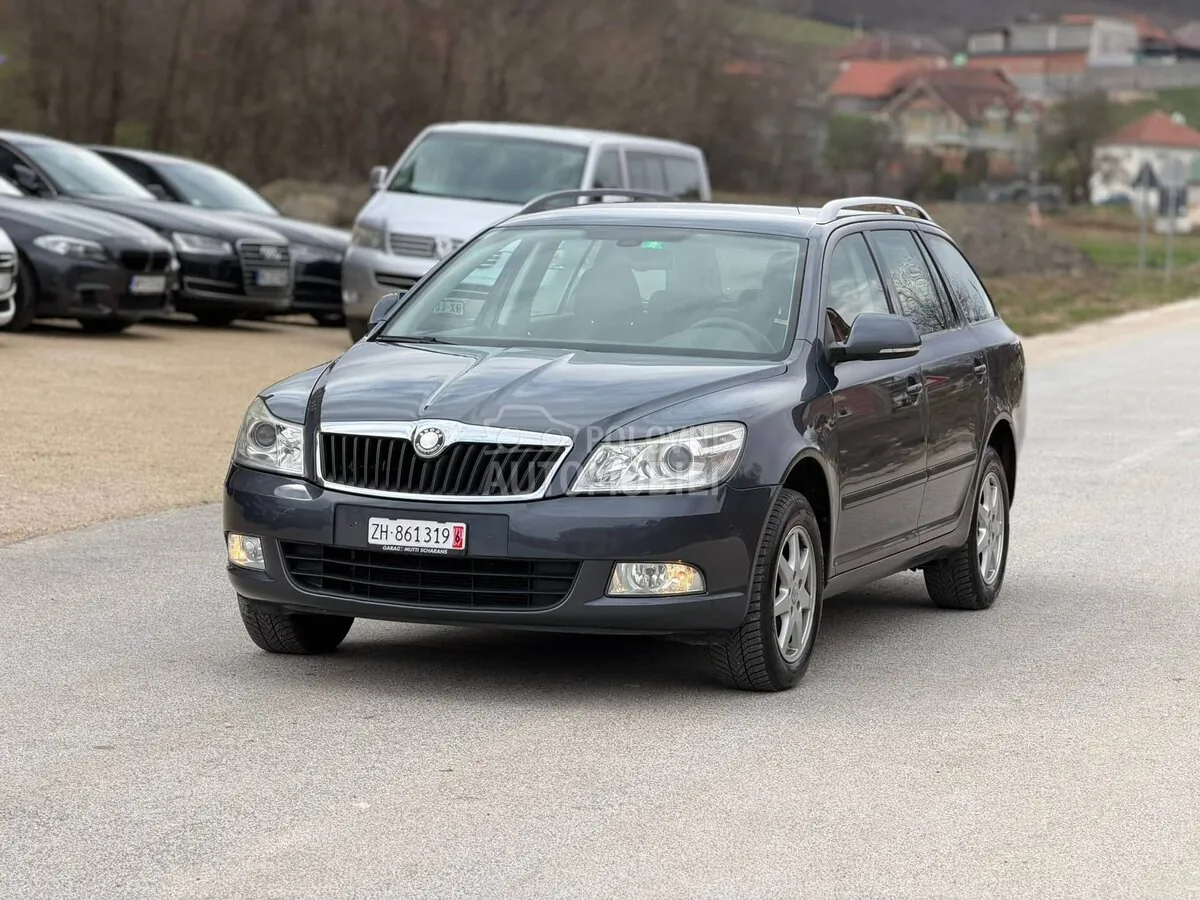 Skoda Octavia 2009 photo 2