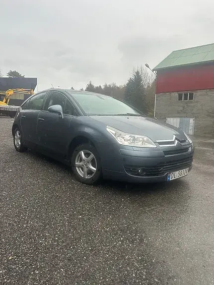 Citroen C4 2007 photo 2