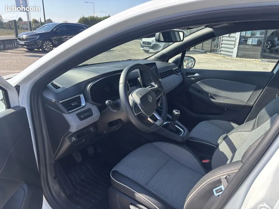 Renault Clio 2025 photo 4
