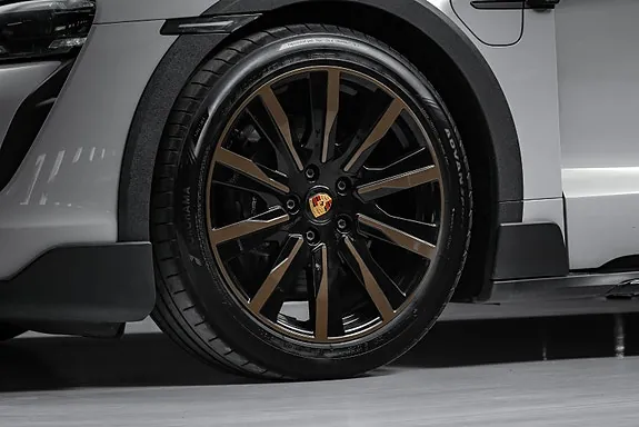 Porsche Taycan 4 2023 photo 3