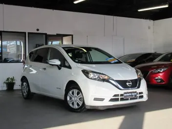 Nissan Note 2019 photo 2