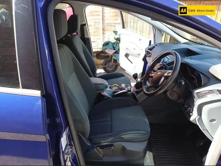 Ford C-Max 2014 photo 5