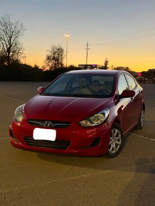 Hyundai Accent 2012 photo 2