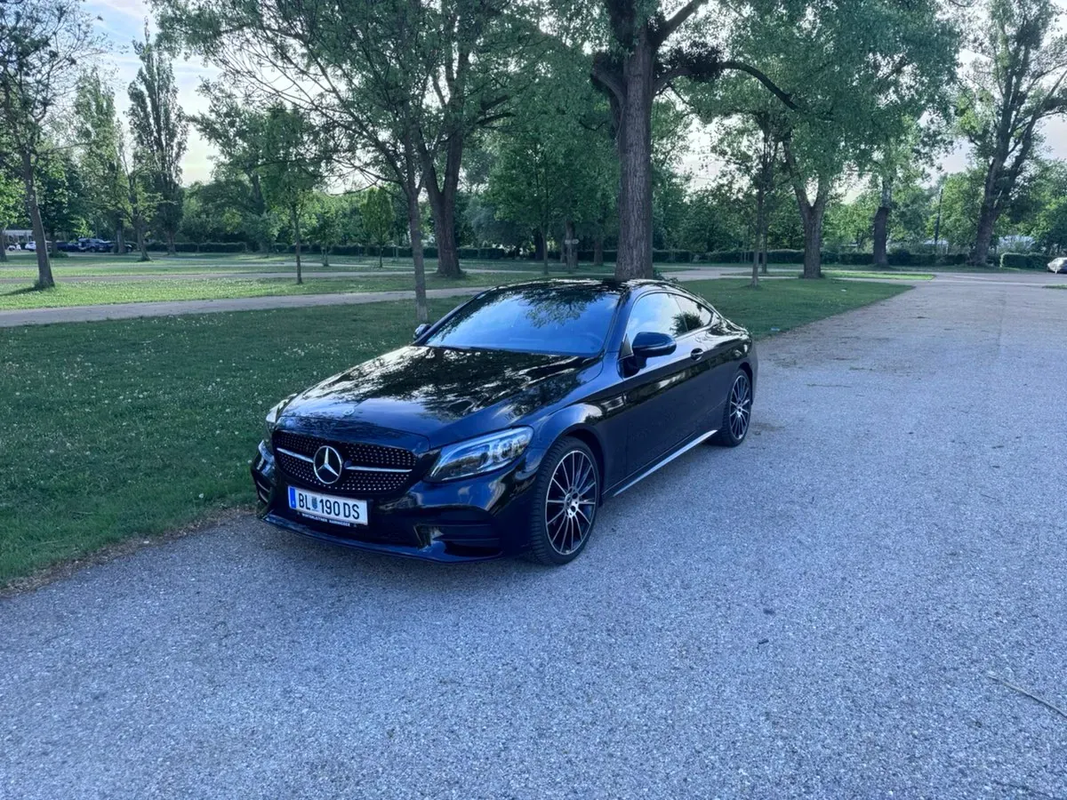 Mercedes-Benz C-Class 2020 photo 2
