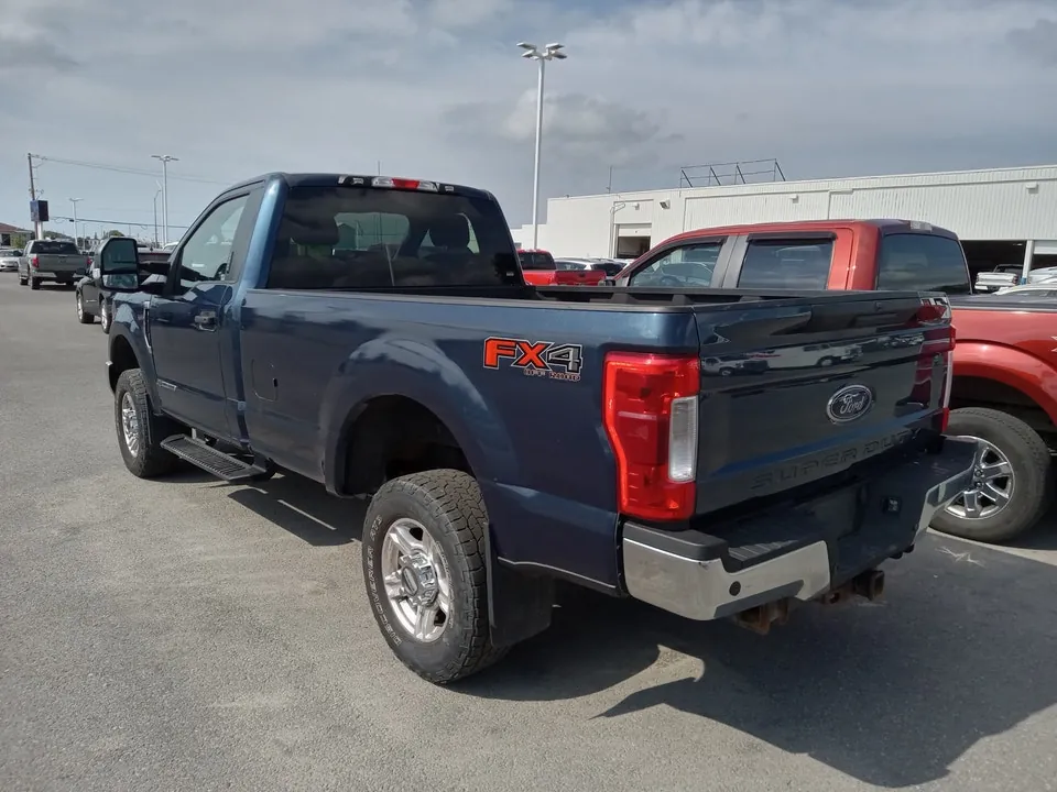 Ford F250 2017 photo 3