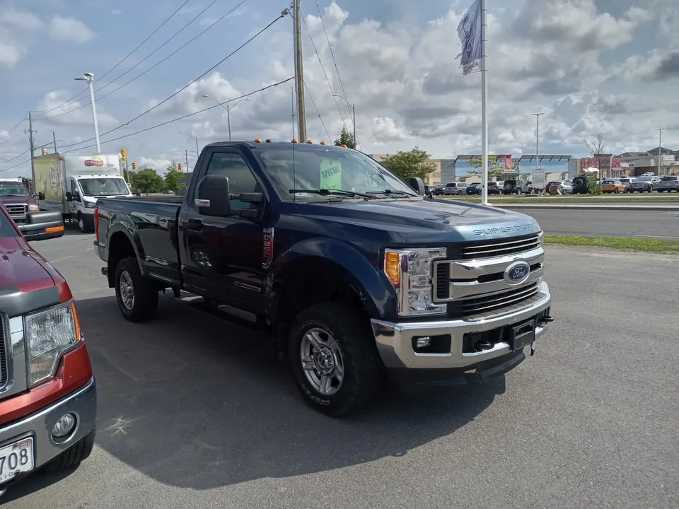 Ford F250 2017 photo 2
