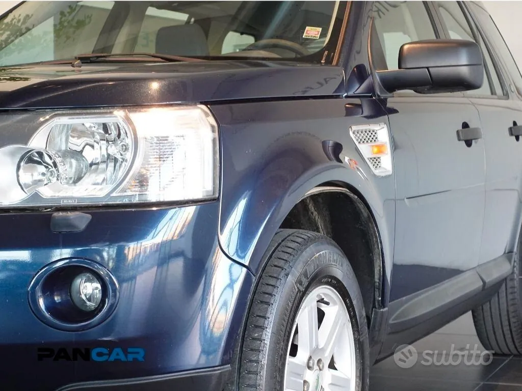 Land Rover Freelander 2008 photo 4