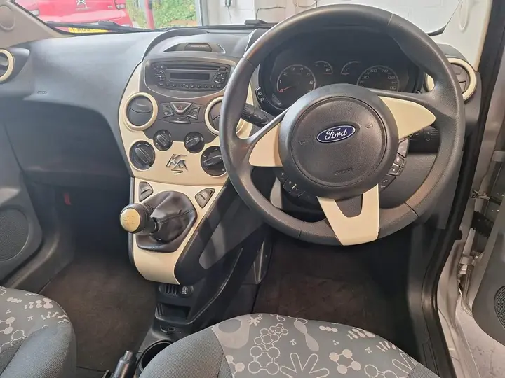 Ford Ka 2015 photo 4
