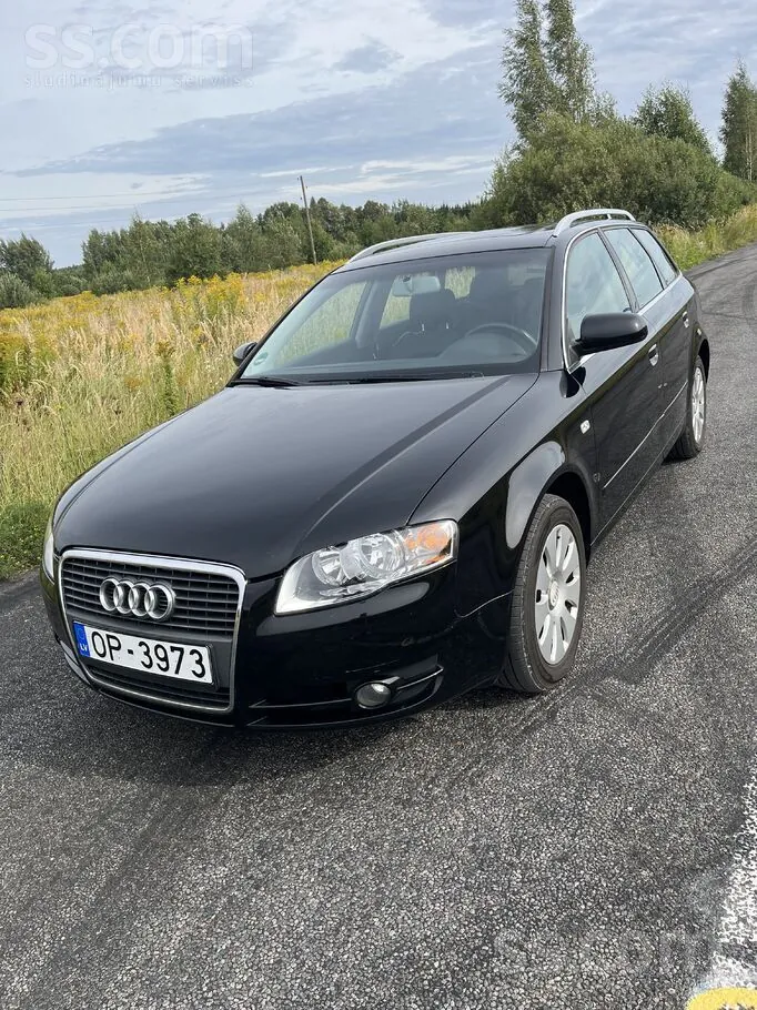 Audi A4 2005 photo 2
