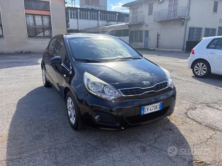 Kia Rio 2014 photo 2