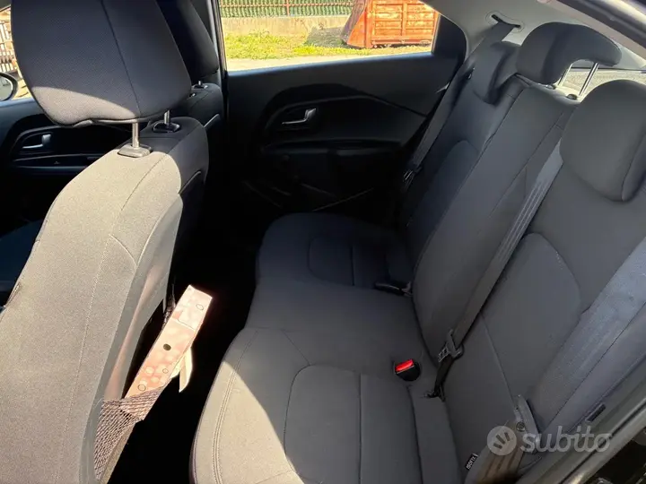 Kia Rio 2014 photo 5
