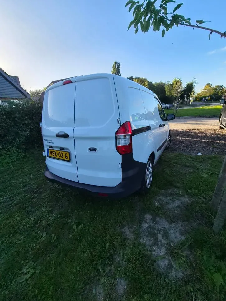 Ford Transit Courier