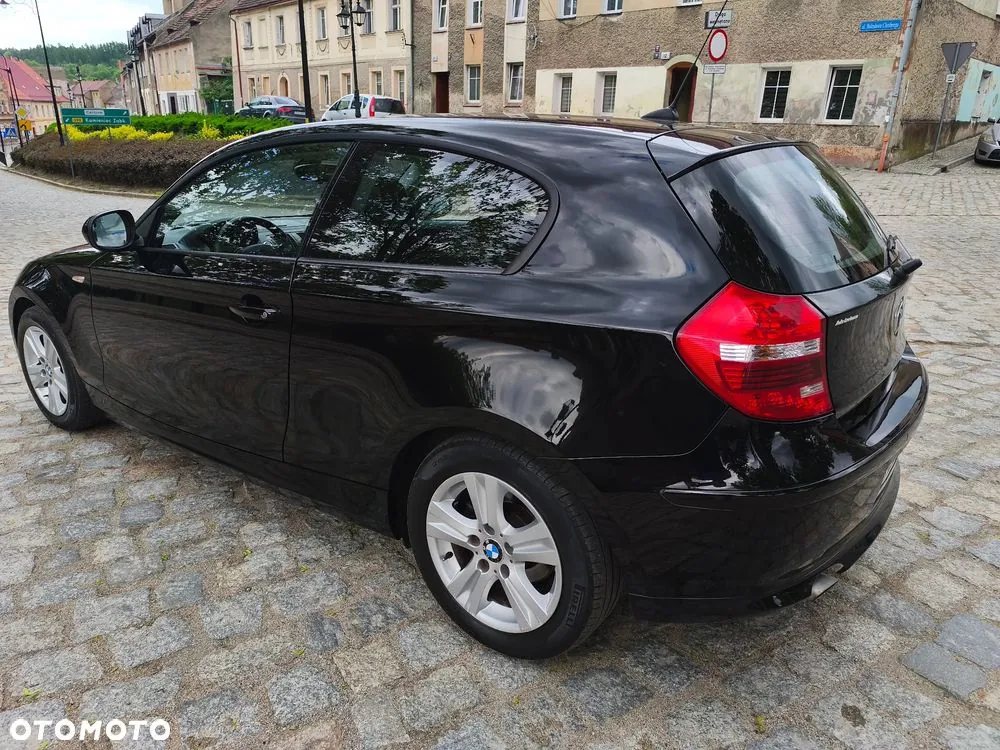 BMW Seria 1 2012 photo 3