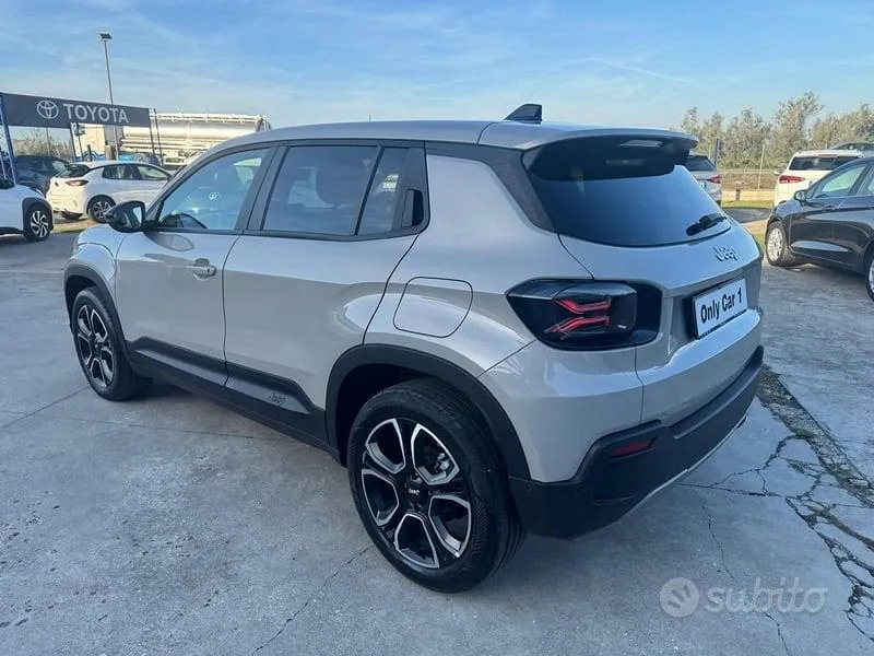 Jeep Avenger 2025 photo 4