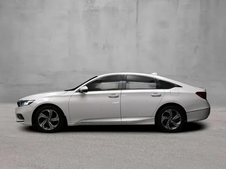 Honda Accord 2018 photo 3