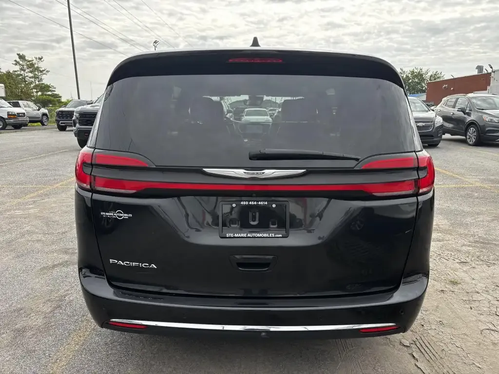 Chrysler Pacifica 2023 photo 5