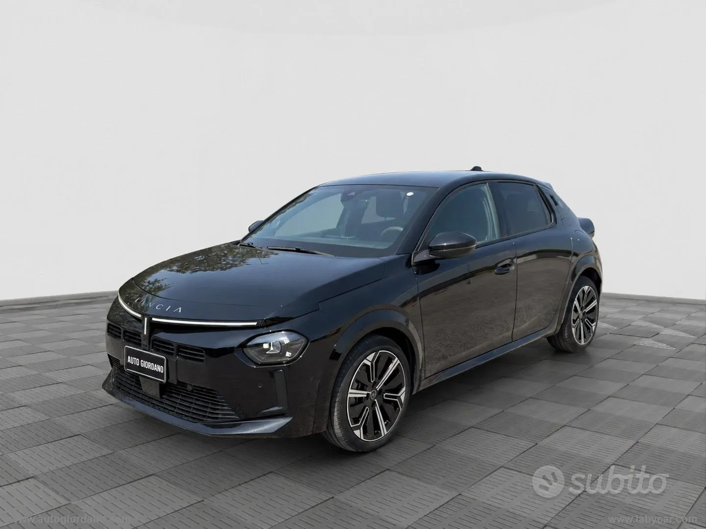 Lancia Ypsilon 2025 photo 2