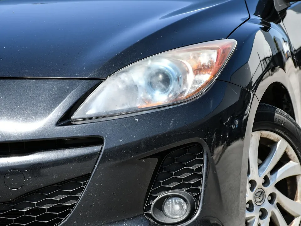 Mazda 3 2012 photo 2