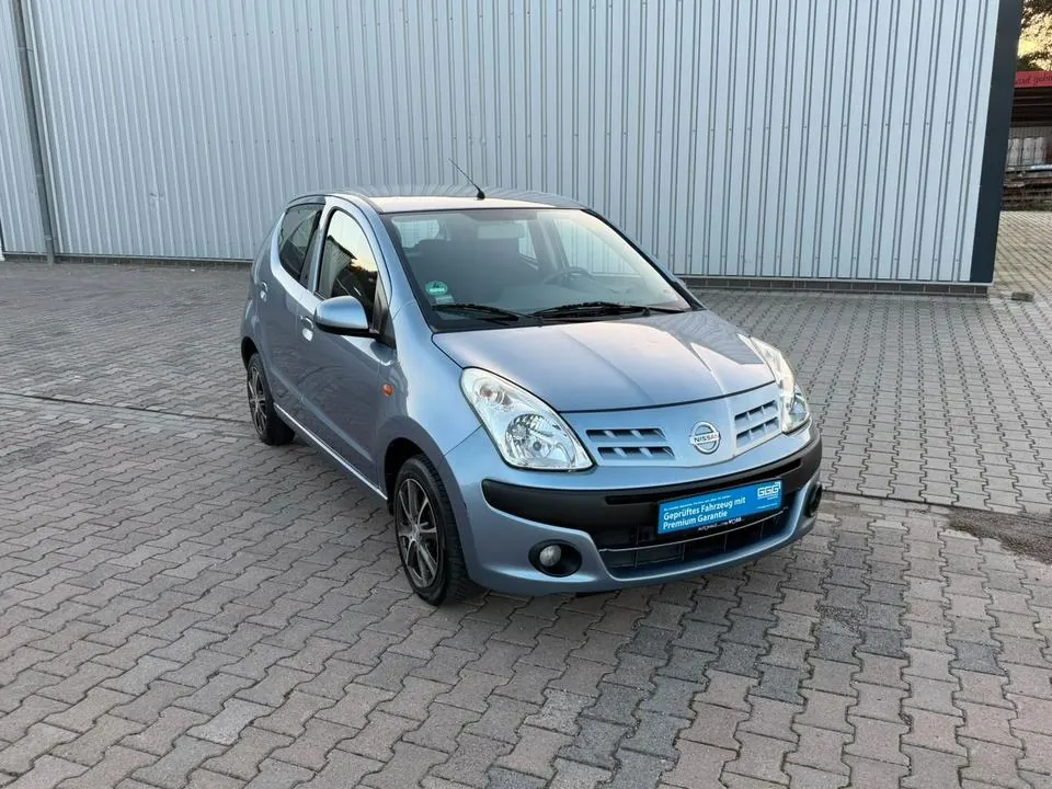 Nissan Pixo