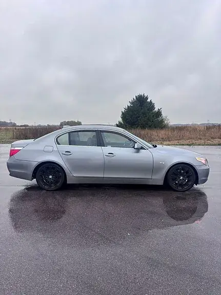BMW 520I 2004 photo 3