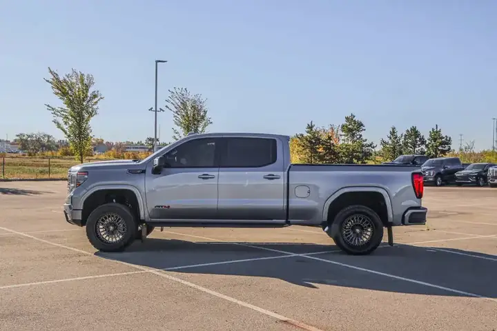 GMC Sierra 1500 2025 photo 5