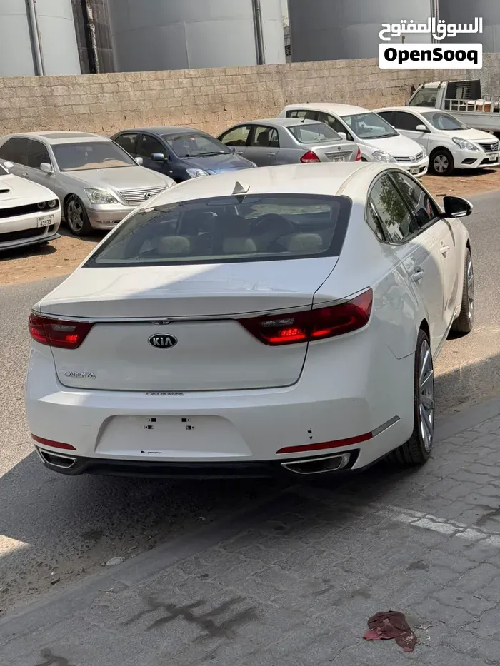 Kia Cadenza 2017 photo 3