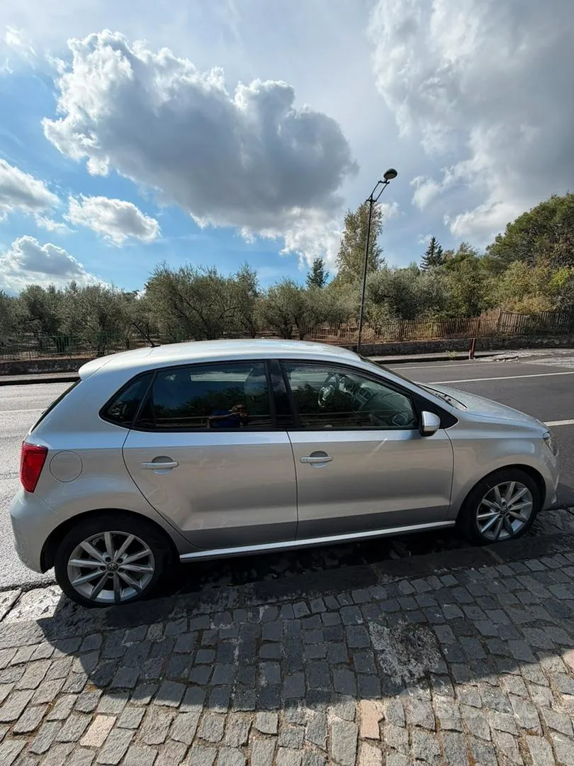 Volkswagen Polo 2016 photo 2
